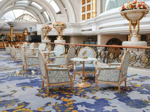 Celebrity International Grand Hotel Restauration Photos