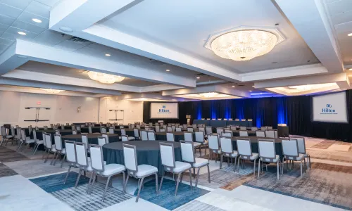 Hilton Arlington National Landing Business Facilities Photos