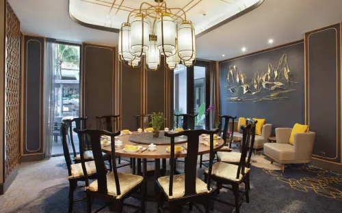 Mason Pine Hotel Bandung Makanan Photos