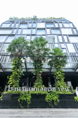 Galleria Sukhumvit 10 Bangkok by Compass Hospitality Esterni Photos