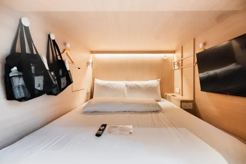 Jyu Capsule Hotel Rooms Photos