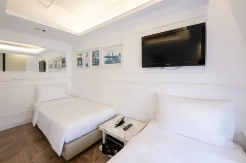 Mini Hotel Causeway Bay Rooms Photos