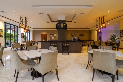 Royal Padjadjaran Hotel Makanan Photos