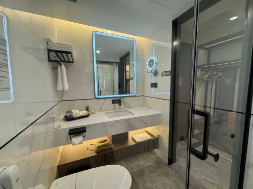 Emperor Hotel Camere Photos