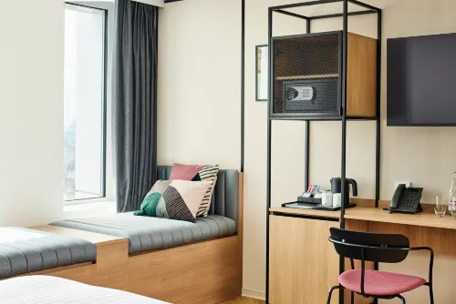 H4 Hotel Wyndham Paris Pleyel Resort Chambres Photos