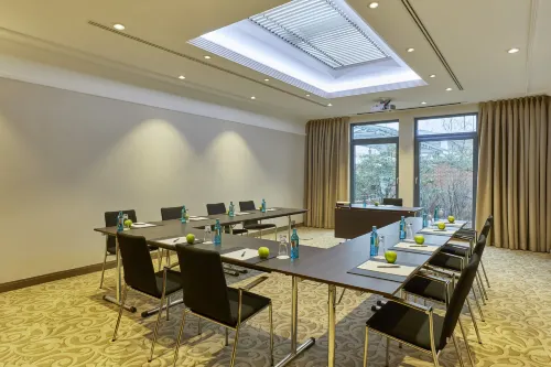 H4 Hotel Hannover Messe Business Facilities Photos