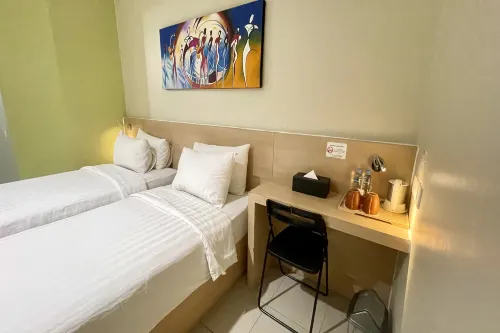 Lemo Hotel Serpong Camere Photos