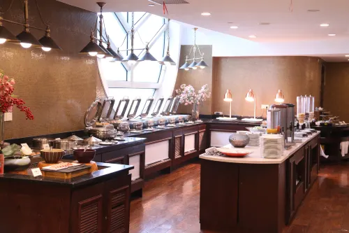 Mason Hotel Dining Photos