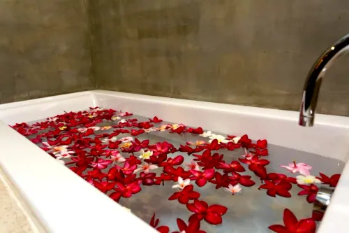 The Moon Residence & Spa Phòng Photos