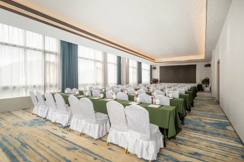 Zhuhai Xiangzhou | WINGATE • Wyndham Grand Riverside Hotel (Gongbei Port Plaza Huafa Shangdu Branch) Business Facilities Photos