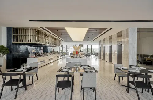 December Hotel Restauration Photos