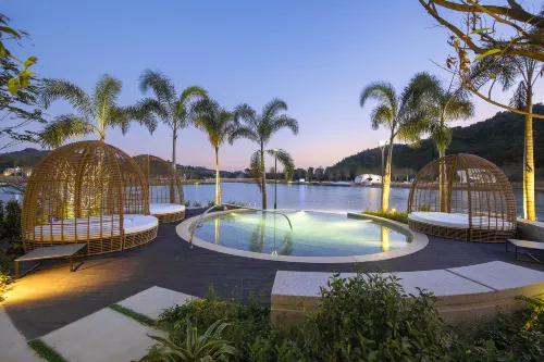 Springwoods Club Palm Tree Hotel Featured Photos