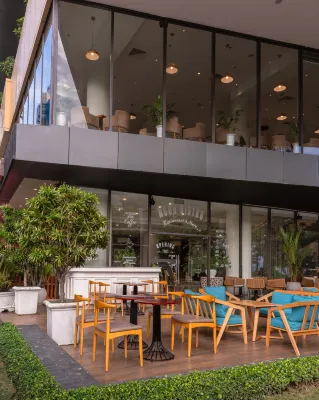 Starcity Hotel & Condotel Beachfront Nha Trang Экстерьер Photos