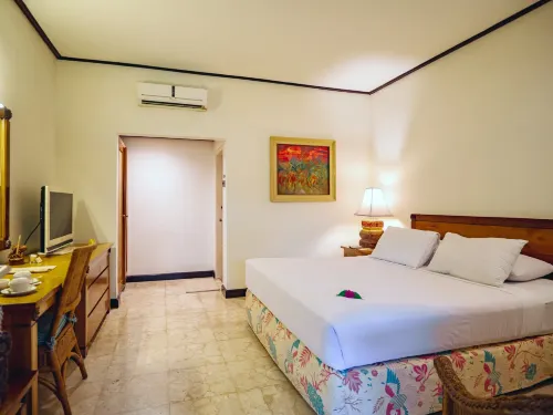Hotel Tugu Blitar Zimmer Photos