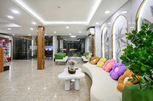 Camila Airport Hotel Khu vực công cộng Photos