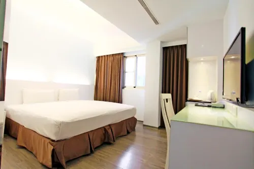 Yes Hotel Zimmer Photos