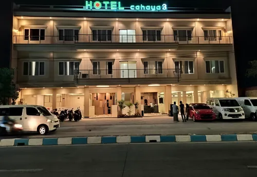 Hotel Cahaya 3 Photos