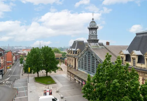 B&B HOTEL Lille Roubaix Campus Gare À proximité de l'hôtel Photos