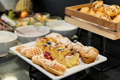 Hotel Rathauspark Wien, a member of Radisson Individuals Dining Photos