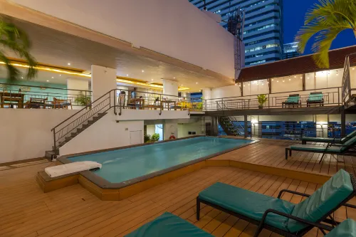 Pinnacle Lumpinee Park Hotel Hotellin lähellä Photos