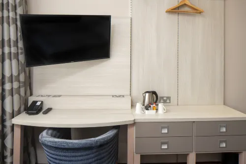 London Croydon Aerodrome Hotel, BW Signature Collection Rooms Photos