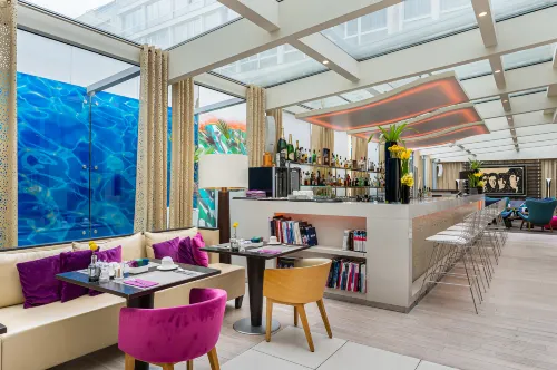 Hotel N'vY Restauration Photos