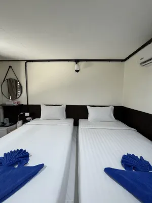 Phi Phi Nice Beach Resort Rooms Photos
