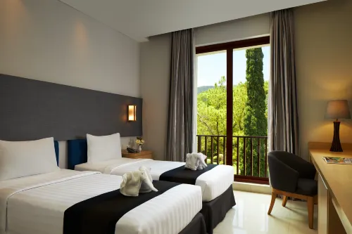 ÉL Hotel Kartika Wijaya Batu Номера Photos