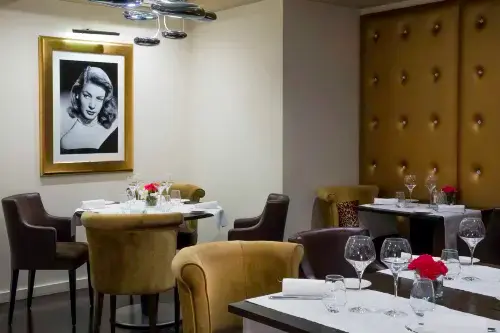 Hotel N'vY Restauration Photos