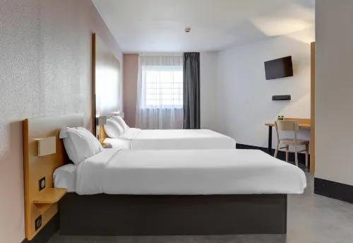 B&B Hotel Reims Centre Gare Rooms Photos