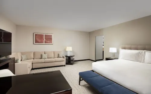 Hilton Americas - Houston Chambres Photos