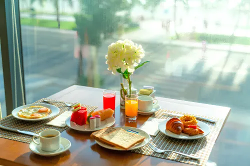 Serene Beach Hotel Danang Питание Photos