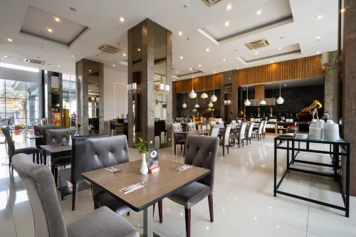 Grand Serela Yogyakarta Makanan Photos