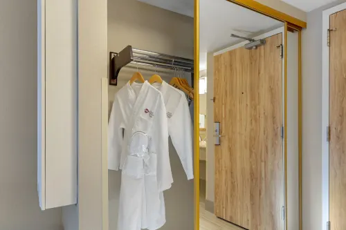 Best Western Plus Executive Inn Kamar Photos