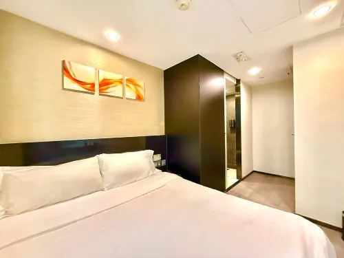 Noble Park Hotel Featured Photos