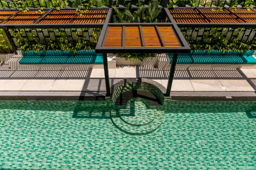 Outrigger Surin Beach Resort Номера Photos