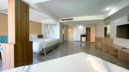 Dragon Beach Resort , Jomtien Beach Pattaya Номера Photos