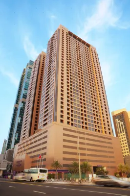 Mercure Dubai Barsha Heights Hotel Suites And Apartments Экстерьер Photos
