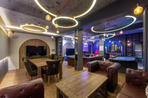 Qiu Hotel Sukhumvit Photos