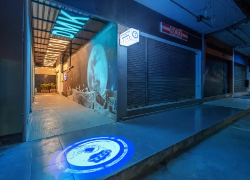 Space Station Hostel Ngoại thất Photos