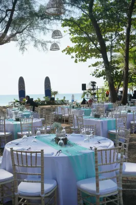 Le Méridien Phuket Mai Khao Beach Resort (Marriott International) Бизнес-удобства Photos