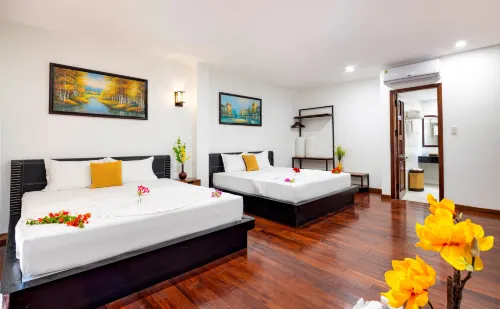 The Summer Hotel Phòng Photos