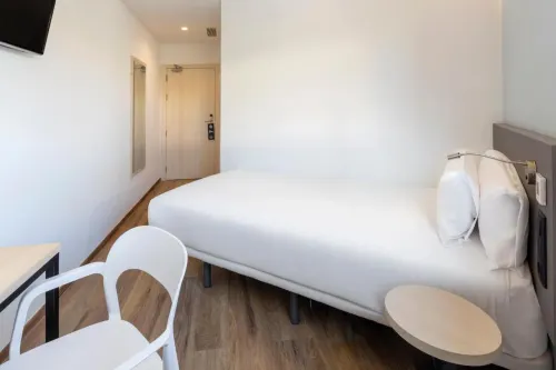 B&B HOTEL Madrid Carabanchel Номера Photos
