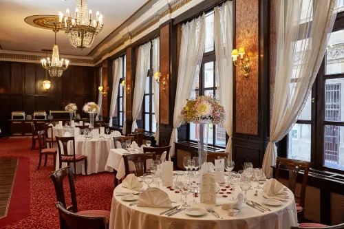 Danubius Hotel Astoria City Center Mahlzeiten Photos