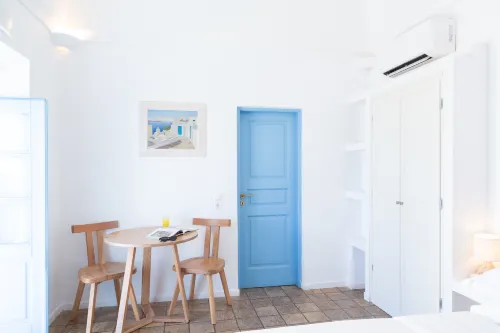 Pantelia Suites Rooms Photos