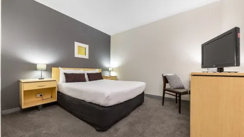 Frontier Hotel Darwin Rooms Photos