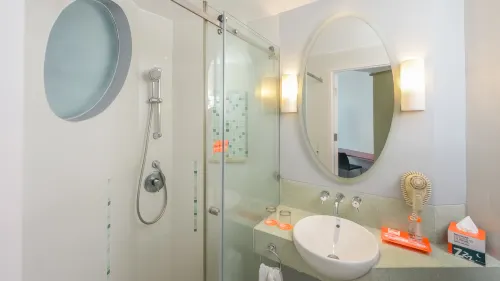 HARRIS Hotel & Conventions Festival Citylink Bandung Kamar Photos