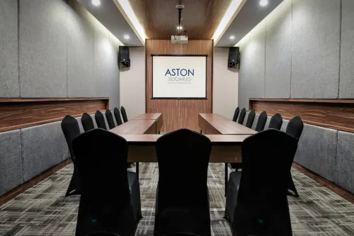 ASTON Sidoarjo City Hotel & Conference Center Fasilitas Bisnis Photos