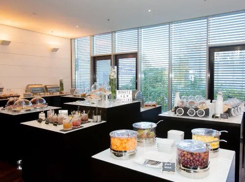 Innside by Meliá Düsseldorf Seestern Dining Photos