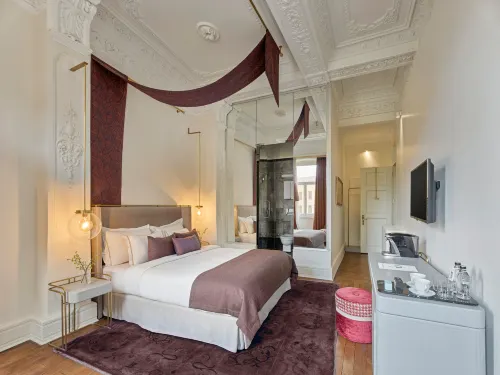 Mr Cas Hotels Zimmer Photos
